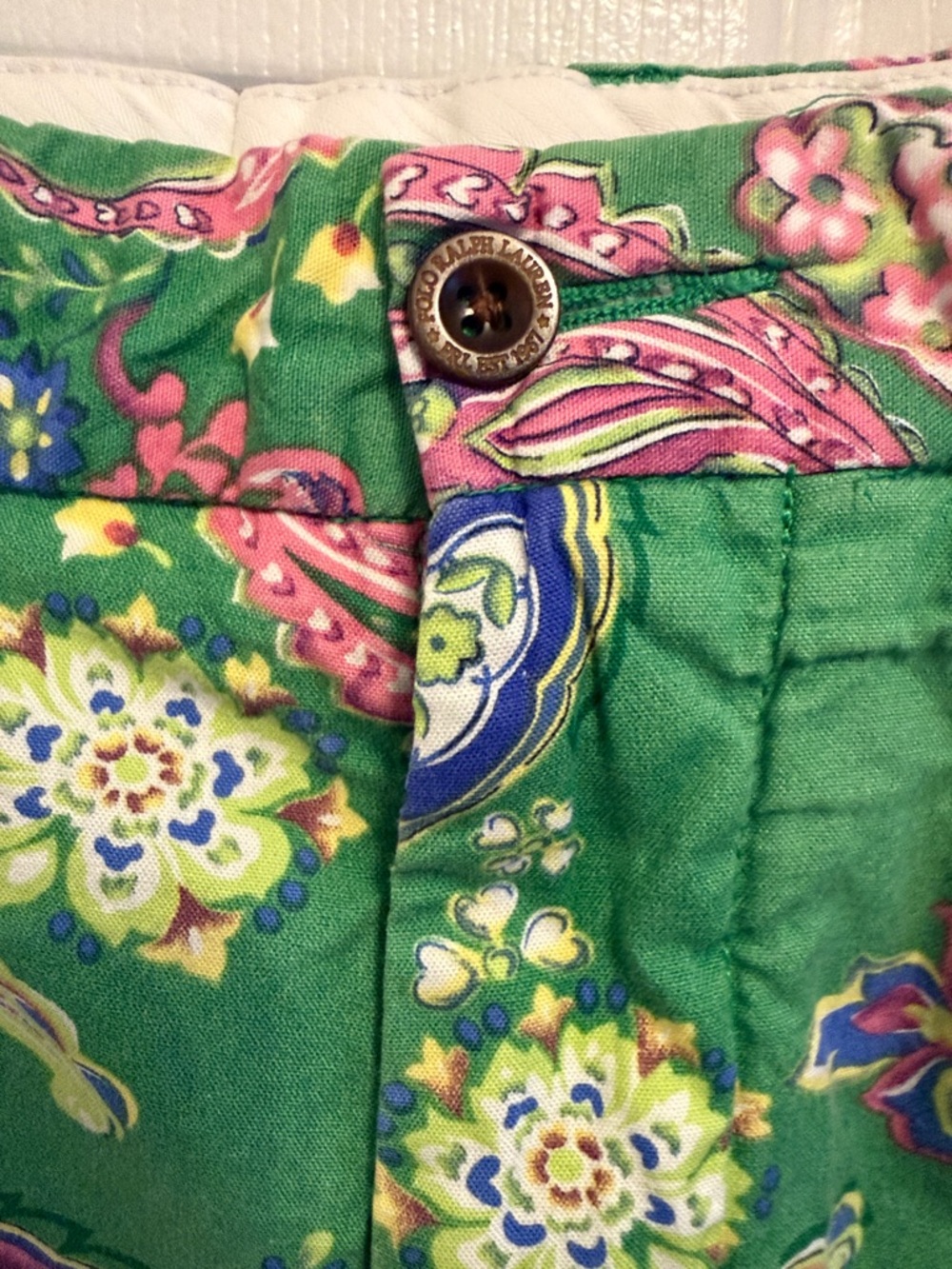 Polo Ralph Lauren Green and Pink Paisley Shorts Sz 36 - Picture 3 of 7